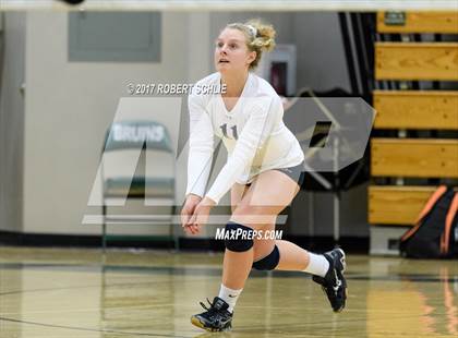 Thumbnail 2 in Roseville @ Ponderosa photogallery.
