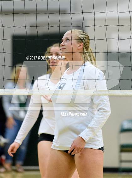 Thumbnail 1 in Roseville @ Ponderosa photogallery.