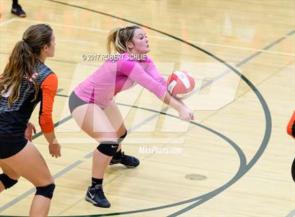 Thumbnail 2 in Roseville @ Ponderosa photogallery.