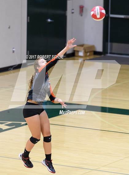 Thumbnail 2 in Roseville @ Ponderosa photogallery.
