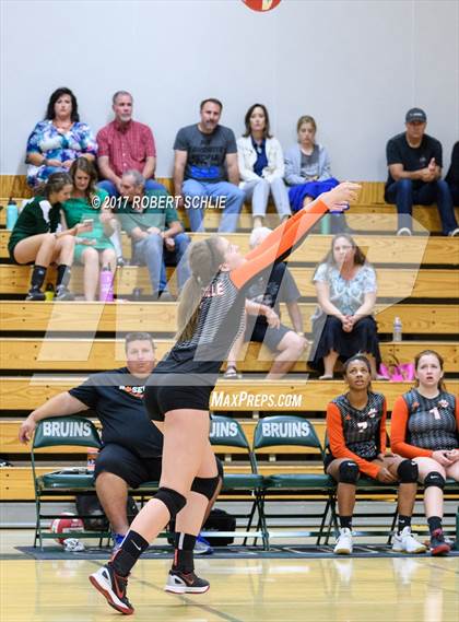 Thumbnail 1 in Roseville @ Ponderosa photogallery.
