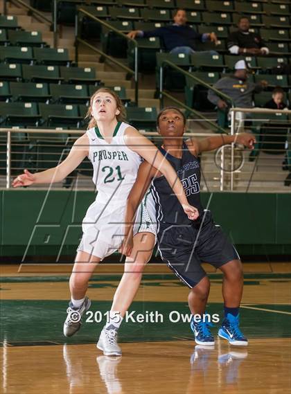 Thumbnail 3 in Lone Star vs. Prosper (Prosper Holiday Classic) photogallery.
