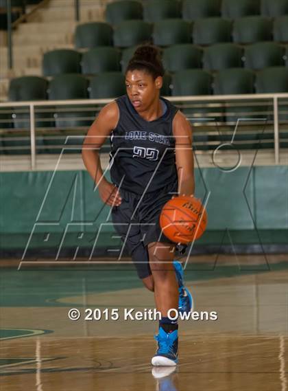 Thumbnail 2 in Lone Star vs. Prosper (Prosper Holiday Classic) photogallery.