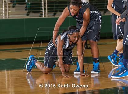 Thumbnail 3 in Lone Star vs. Prosper (Prosper Holiday Classic) photogallery.