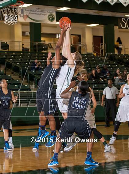 Thumbnail 2 in Lone Star vs. Prosper (Prosper Holiday Classic) photogallery.