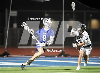 Thumbnail 1 in Davis @ Vista del Lago photogallery.