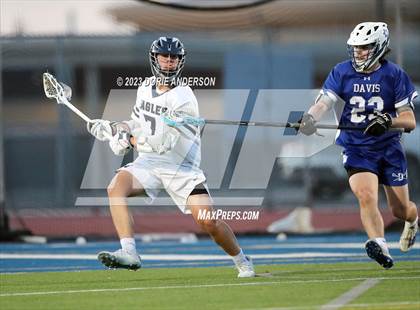 Thumbnail 1 in Davis @ Vista del Lago photogallery.