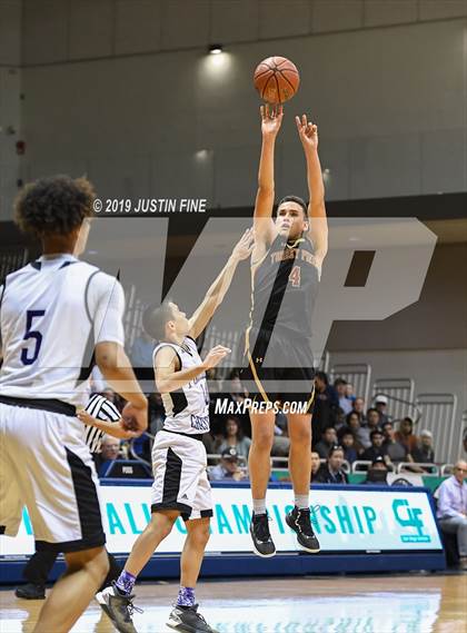 Thumbnail 2 in Torrey Pines vs. Foothills Christian (CIF SDS Open Final) photogallery.