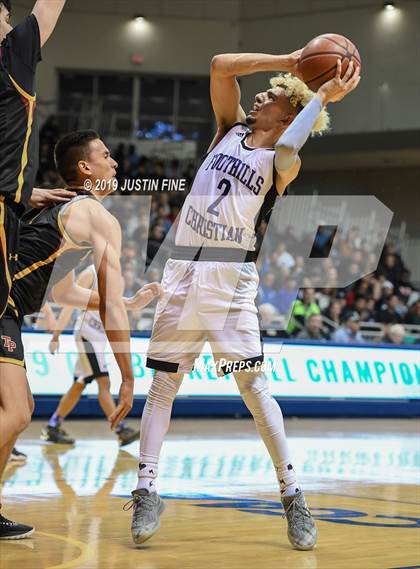 Thumbnail 2 in Torrey Pines vs. Foothills Christian (CIF SDS Open Final) photogallery.