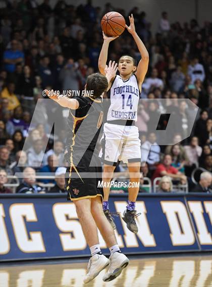 Thumbnail 3 in Torrey Pines vs. Foothills Christian (CIF SDS Open Final) photogallery.