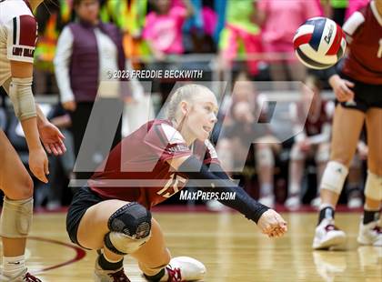 Thumbnail 3 in Crawford vs. Iola (UIL 2A Volleyball Final) photogallery.