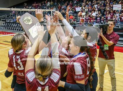 Thumbnail 1 in Crawford vs. Iola (UIL 2A Volleyball Final) photogallery.