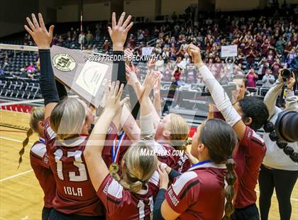 Thumbnail 3 in Crawford vs. Iola (UIL 2A Volleyball Final) photogallery.
