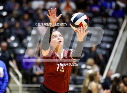 Thumbnail 1 in Crawford vs. Iola (UIL 2A Volleyball Final) photogallery.