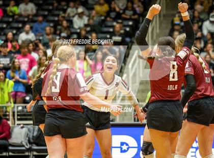 Thumbnail 1 in Crawford vs. Iola (UIL 2A Volleyball Final) photogallery.
