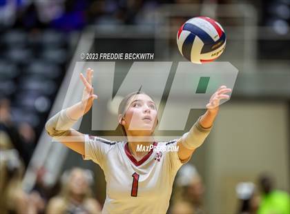 Thumbnail 2 in Crawford vs. Iola (UIL 2A Volleyball Final) photogallery.