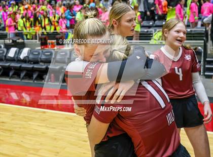 Thumbnail 2 in Crawford vs. Iola (UIL 2A Volleyball Final) photogallery.