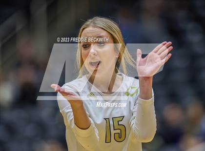 Thumbnail 2 in Crawford vs. Iola (UIL 2A Volleyball Final) photogallery.