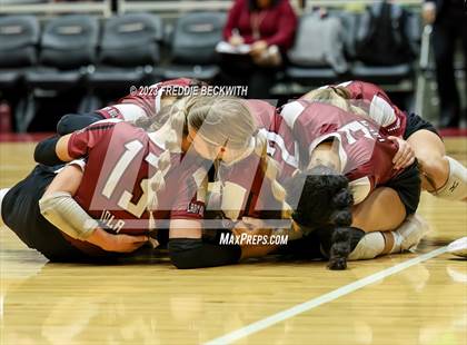 Thumbnail 2 in Crawford vs. Iola (UIL 2A Volleyball Final) photogallery.