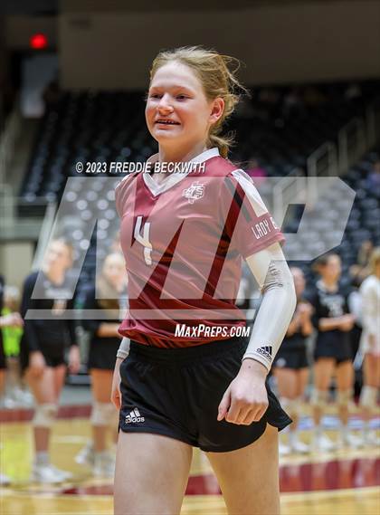 Thumbnail 2 in Crawford vs. Iola (UIL 2A Volleyball Final) photogallery.
