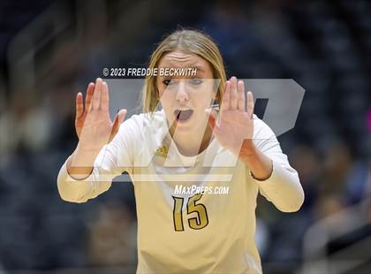 Thumbnail 3 in Crawford vs. Iola (UIL 2A Volleyball Final) photogallery.