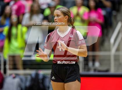 Thumbnail 3 in Crawford vs. Iola (UIL 2A Volleyball Final) photogallery.