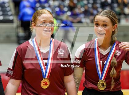 Thumbnail 2 in Crawford vs. Iola (UIL 2A Volleyball Final) photogallery.