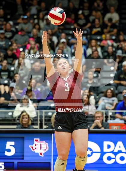 Thumbnail 2 in Crawford vs. Iola (UIL 2A Volleyball Final) photogallery.