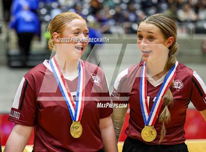 Thumbnail 1 in Crawford vs. Iola (UIL 2A Volleyball Final) photogallery.