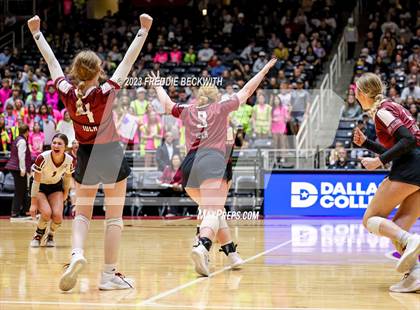 Thumbnail 3 in Crawford vs. Iola (UIL 2A Volleyball Final) photogallery.