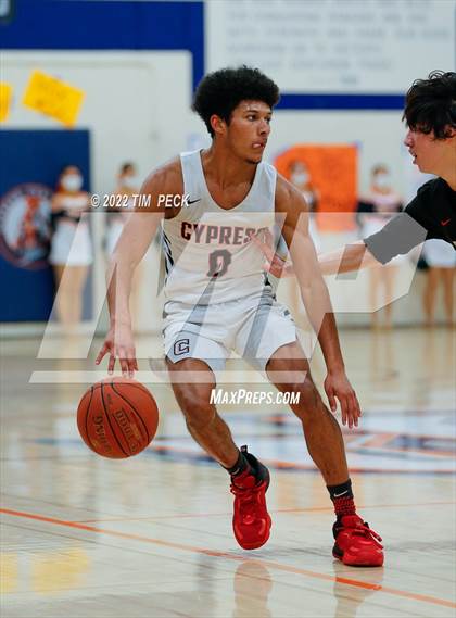 Thumbnail 2 in Tustin @ Cypress photogallery.