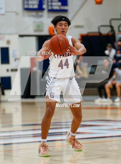Thumbnail 1 in Tustin @ Cypress photogallery.