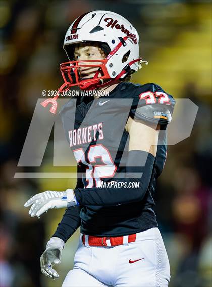 Thumbnail 1 in Collinsville vs. Muenster (UIL Football 2A Region 2 Quarterfinal) photogallery.