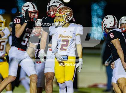 Thumbnail 2 in Collinsville vs. Muenster (UIL Football 2A Region 2 Quarterfinal) photogallery.