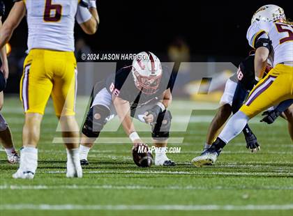 Thumbnail 2 in Collinsville vs. Muenster (UIL Football 2A Region 2 Quarterfinal) photogallery.