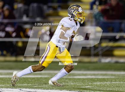Thumbnail 2 in Collinsville vs. Muenster (UIL Football 2A Region 2 Quarterfinal) photogallery.