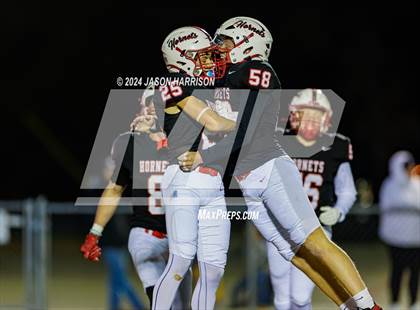 Thumbnail 3 in Collinsville vs. Muenster (UIL Football 2A Region 2 Quarterfinal) photogallery.