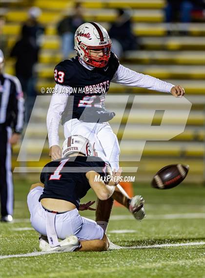 Thumbnail 3 in Collinsville vs. Muenster (UIL Football 2A Region 2 Quarterfinal) photogallery.