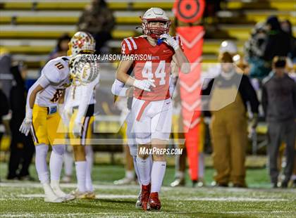 Thumbnail 3 in Collinsville vs. Muenster (UIL Football 2A Region 2 Quarterfinal) photogallery.