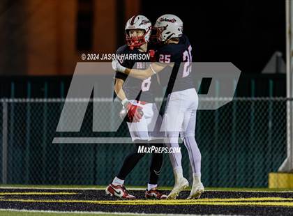 Thumbnail 1 in Collinsville vs. Muenster (UIL Football 2A Region 2 Quarterfinal) photogallery.