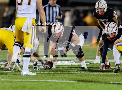Thumbnail 2 in Collinsville vs. Muenster (UIL Football 2A Region 2 Quarterfinal) photogallery.