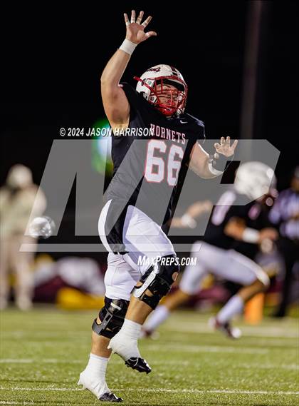 Thumbnail 2 in Collinsville vs. Muenster (UIL Football 2A Region 2 Quarterfinal) photogallery.