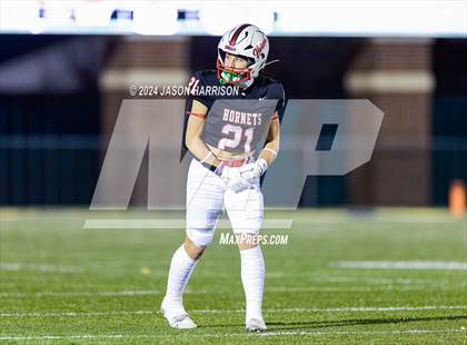 Thumbnail 1 in Collinsville vs. Muenster (UIL Football 2A Region 2 Quarterfinal) photogallery.