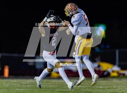 Thumbnail 2 in Collinsville vs. Muenster (UIL Football 2A Region 2 Quarterfinal) photogallery.