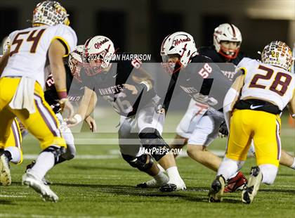Thumbnail 2 in Collinsville vs. Muenster (UIL Football 2A Region 2 Quarterfinal) photogallery.