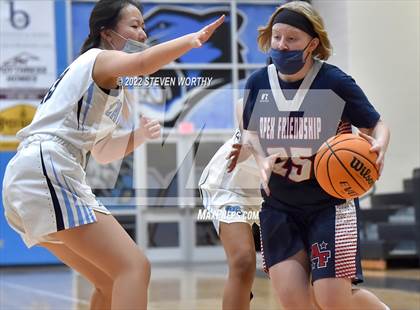 Thumbnail 3 in Apex Friendship @ Panther Creek photogallery.