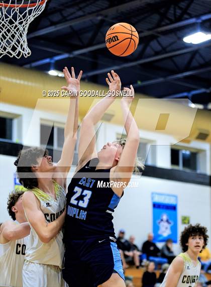 Thumbnail 2 in JV: East Duplin @ Croatan photogallery.