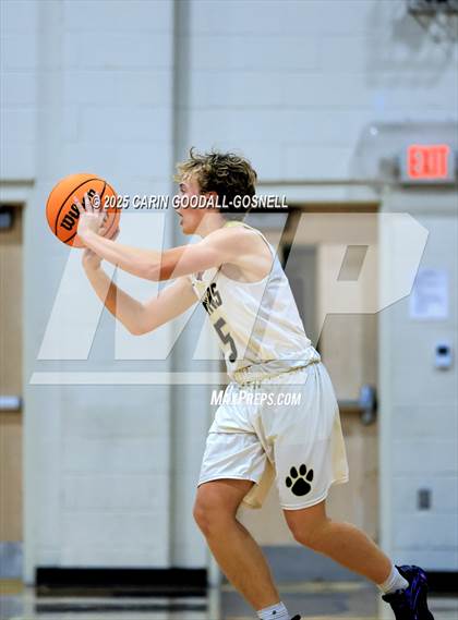 Thumbnail 3 in JV: East Duplin @ Croatan photogallery.