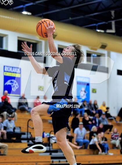 Thumbnail 2 in JV: East Duplin @ Croatan photogallery.