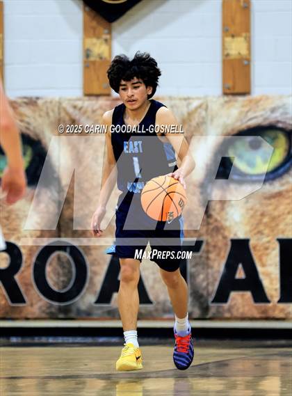 Thumbnail 3 in JV: East Duplin @ Croatan photogallery.